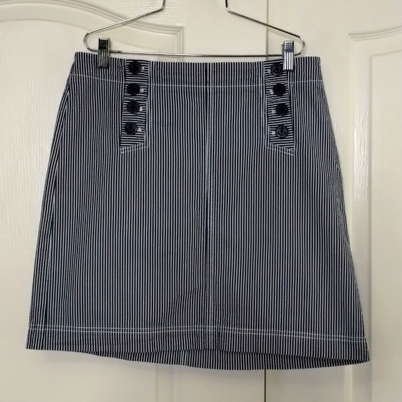 Ann Taylor Petites navy and white stripe anchor sailor button miniskirt size 10p - Picture 1 of 12